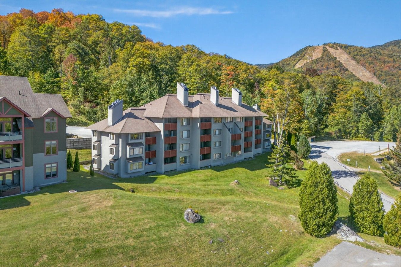 Condo complex in Killington with fall colors starting to show
